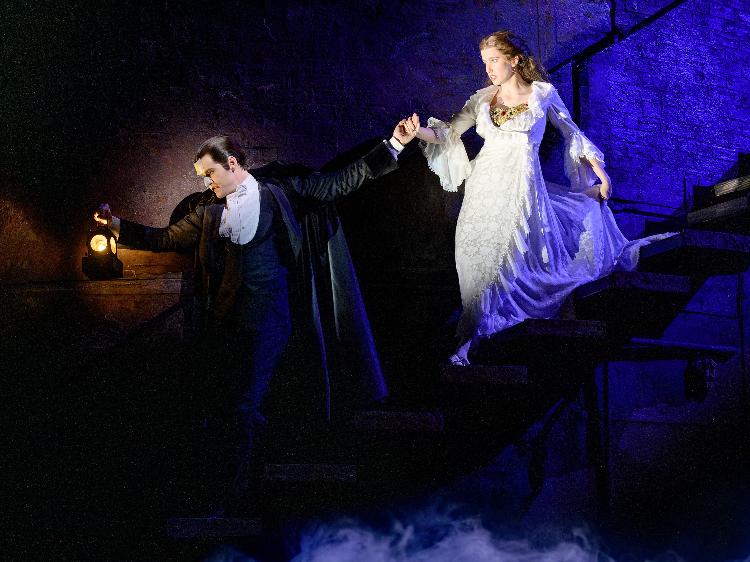 5-Dezember-Musical-Gutscheine-f-r-quot-Das-Phantom-der-Oper-quot-im-Raimund-Theater-gewinnen