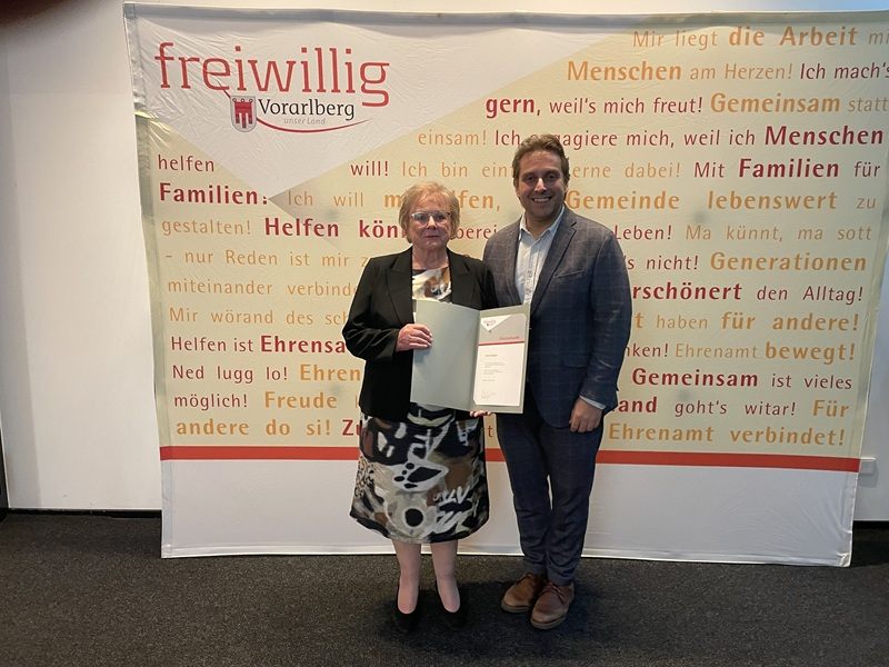 Irma Rudigier und Horst Burtscher mit Landesehrenamtsauszeichnung geehrt