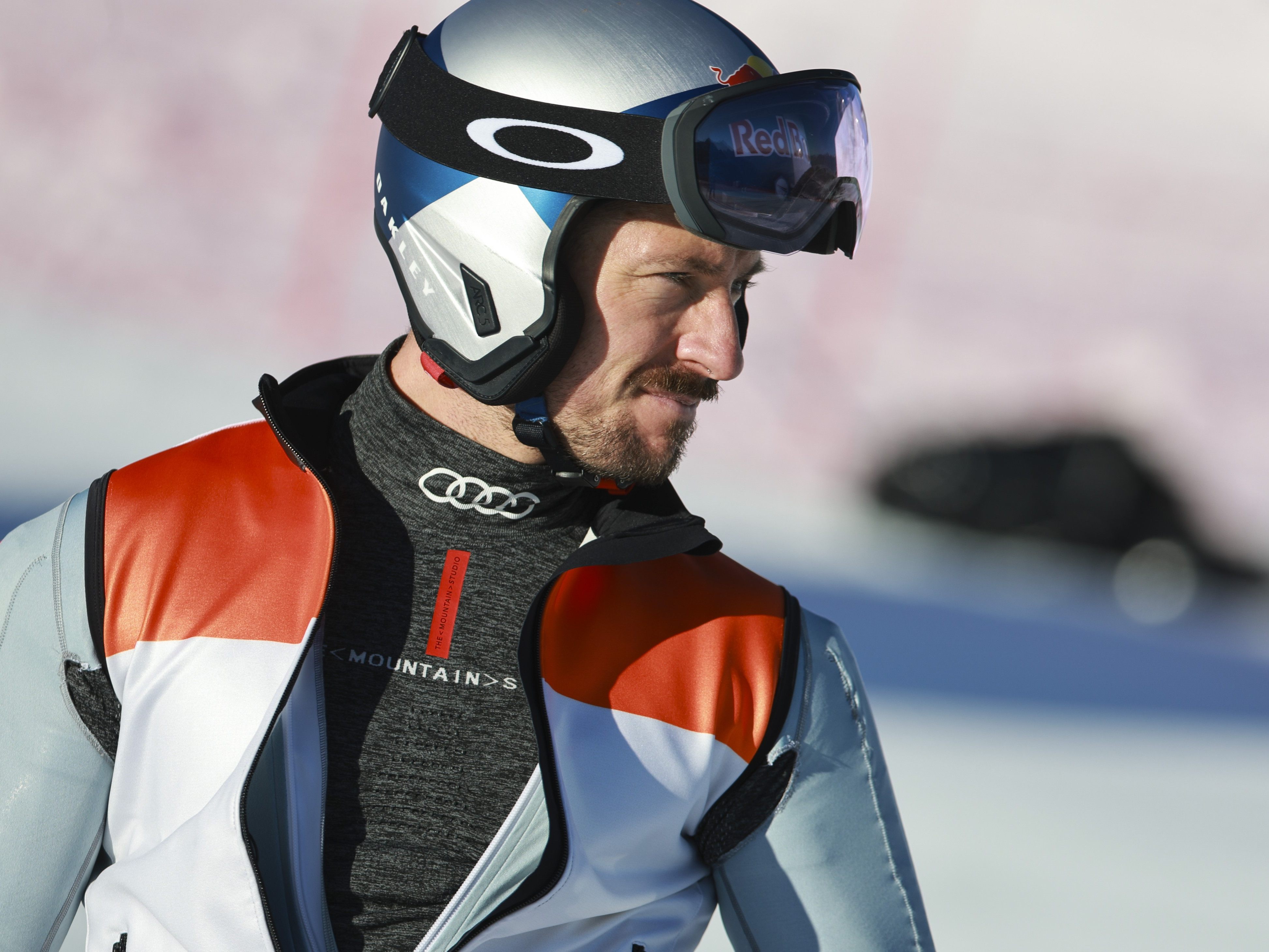 Marcel Hirscher wird beim Saisonauftakt in Sölden nicht an den Start gehen. Marcel Hirscher wird beim Saisonauftakt in Sölden nicht an den Start gehen.