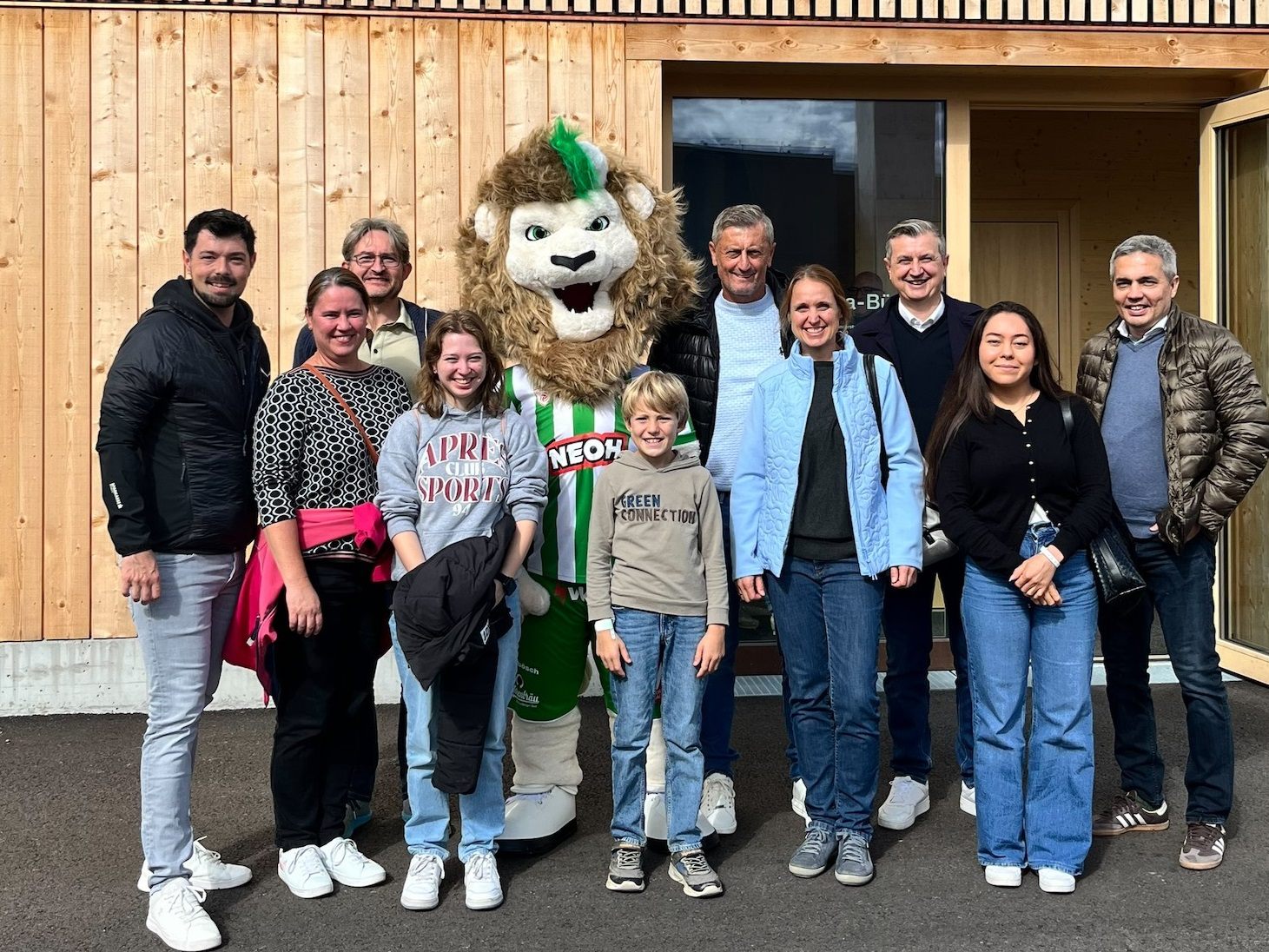 Gildenball-Gewinner-feiern-VIP-Event-bei-Austria-Lustenau