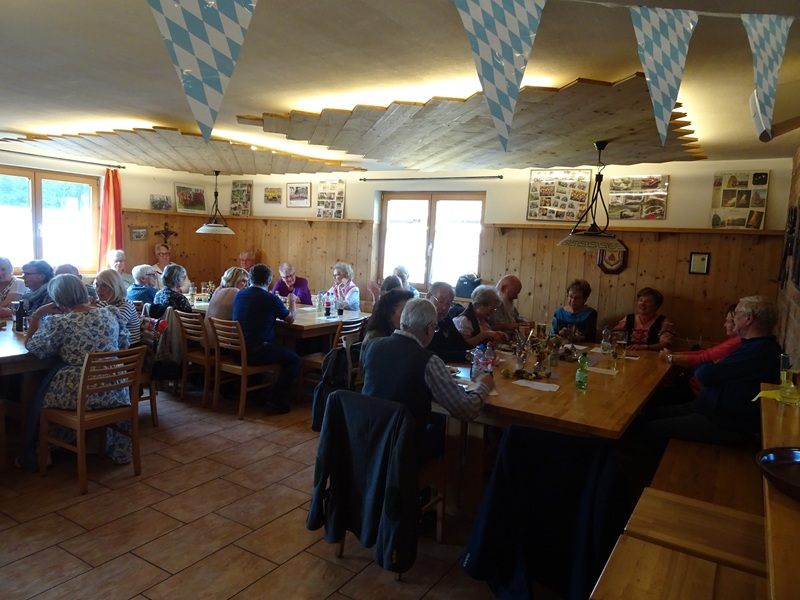 Pensionistenverband Götzis feierte Oktoberfest und Erntedank