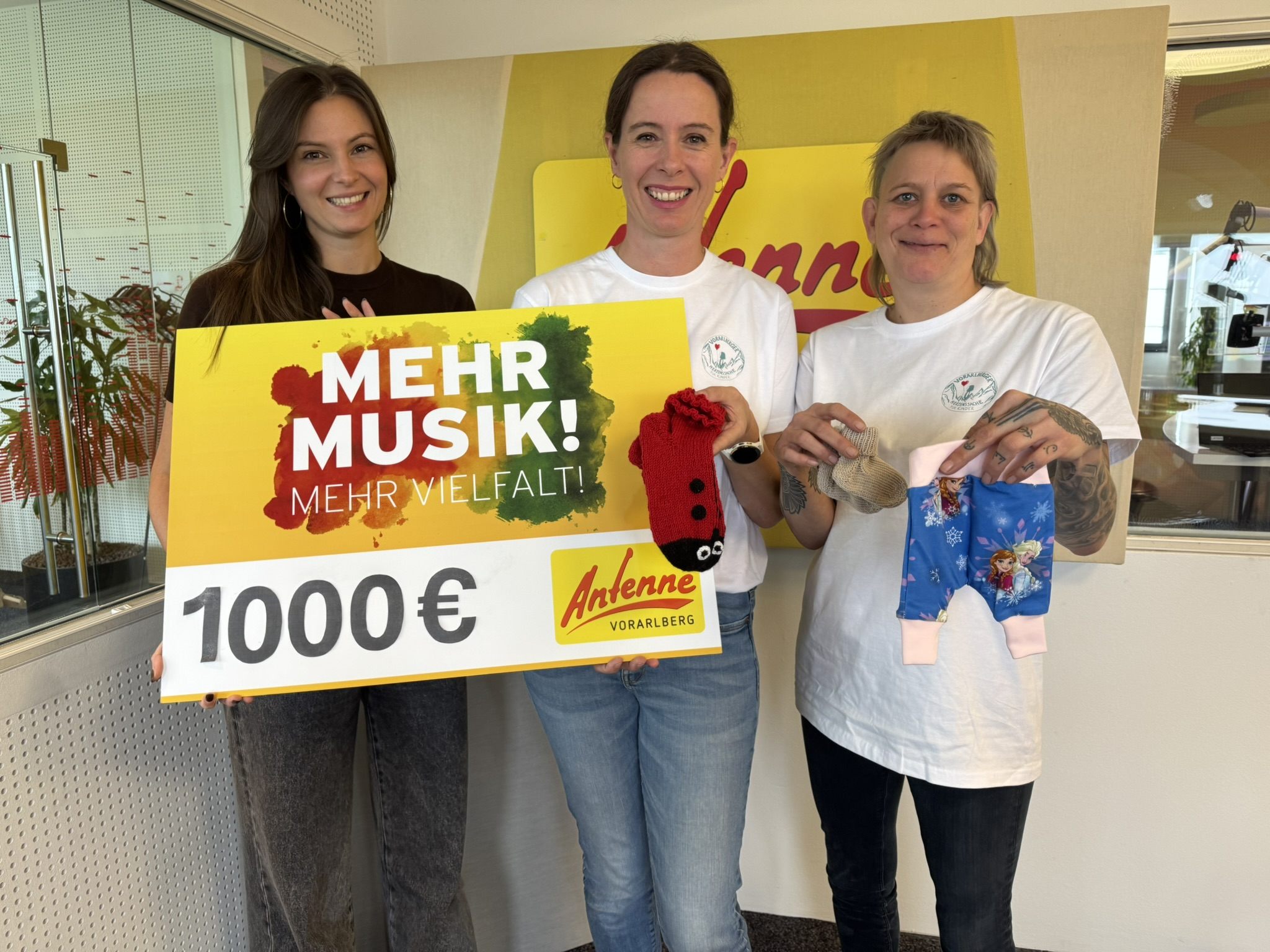 -quot-Vorarlberger-Herzenssache-quot-freut-sich-ber-1000-Euro-bei-quot-Scheine-f-r-Vereine-quot-
