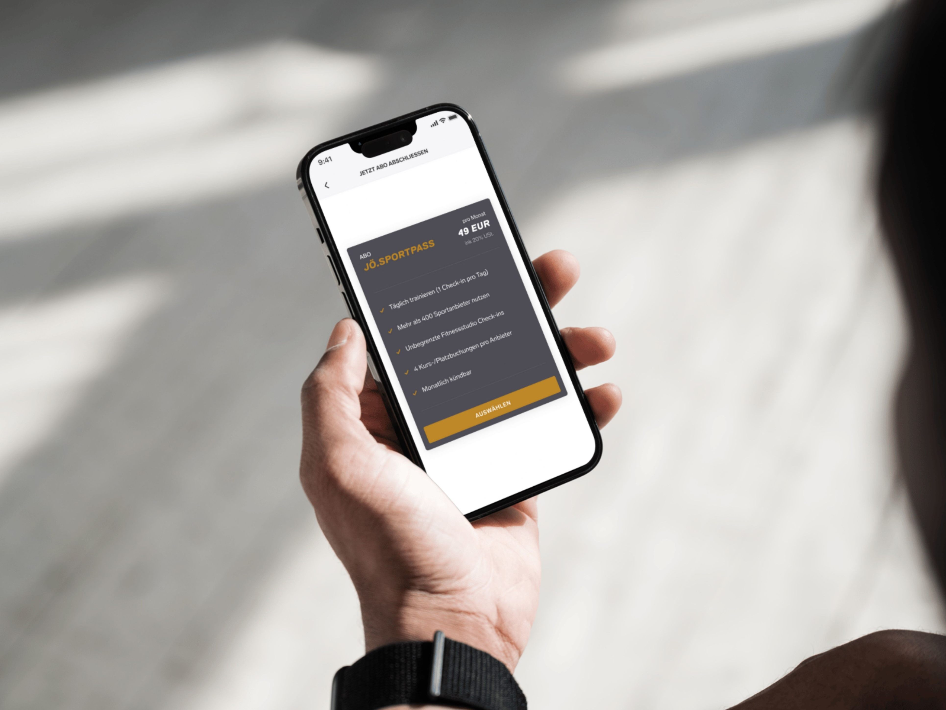 Mit der neuen App Bewegung und Sparen vereinen.