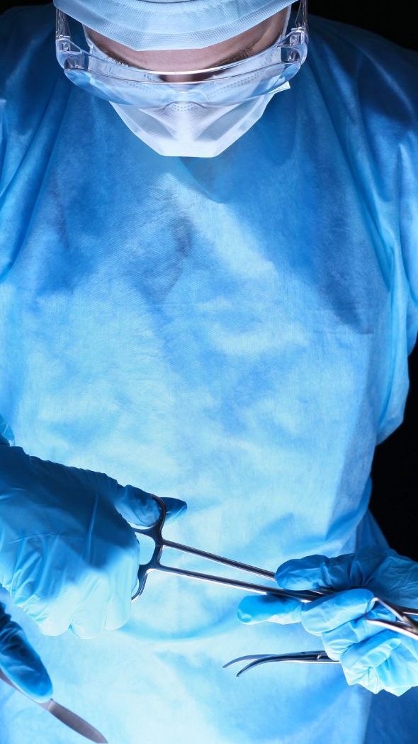 Junger Patient nach Herztransplantation in gutem Zustand (Symbolbild)