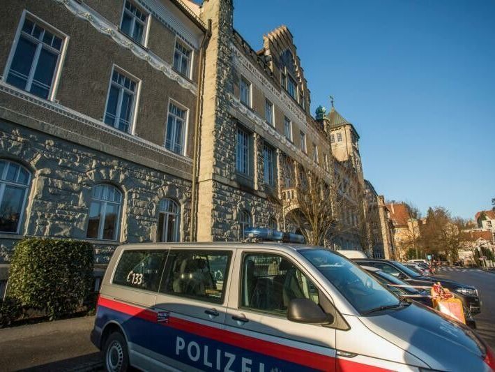 Mit-Papierveredelung-in-die-Pleite