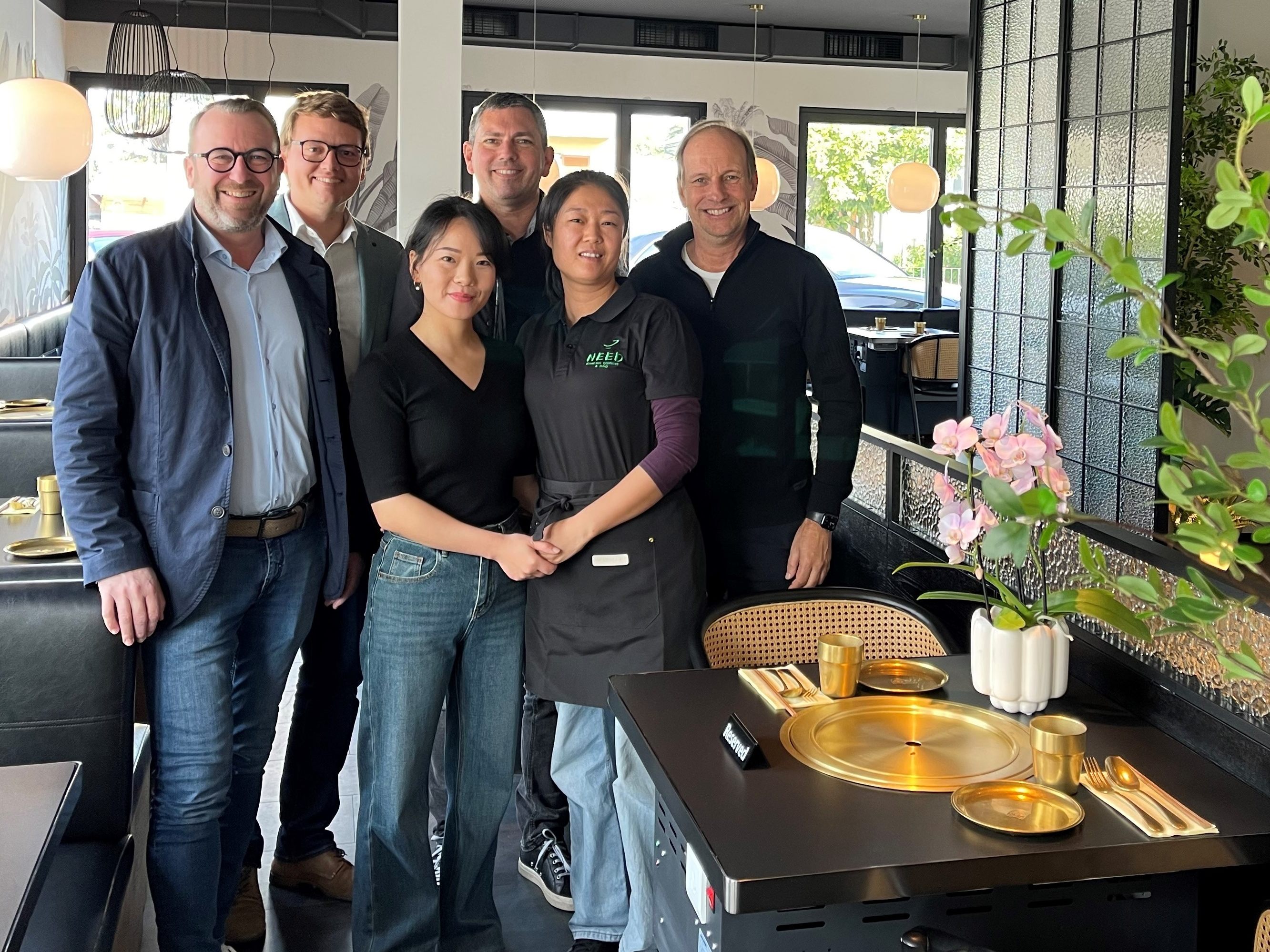 StR. Dietmar Amann, Stadtmarketing-GF Clemens Osl, LAbg. Vize-Bgm. Markus Klien und Bgm. Dieter Egger (v. l.) hießen das neue Team in Hohenems willkommen.