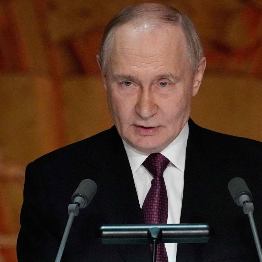 Polen droht damit, Wladimir Putin zu verhaften, sollte er dessen Luftrauem auf dem Weg nach Budapest passieren.