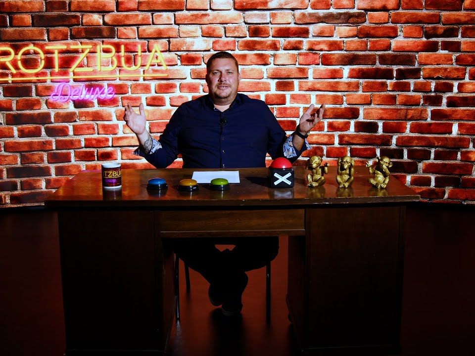 ROTZBUA-Deluxe-Wenn-Satire-zur-sch-rfsten-Waffe-wird