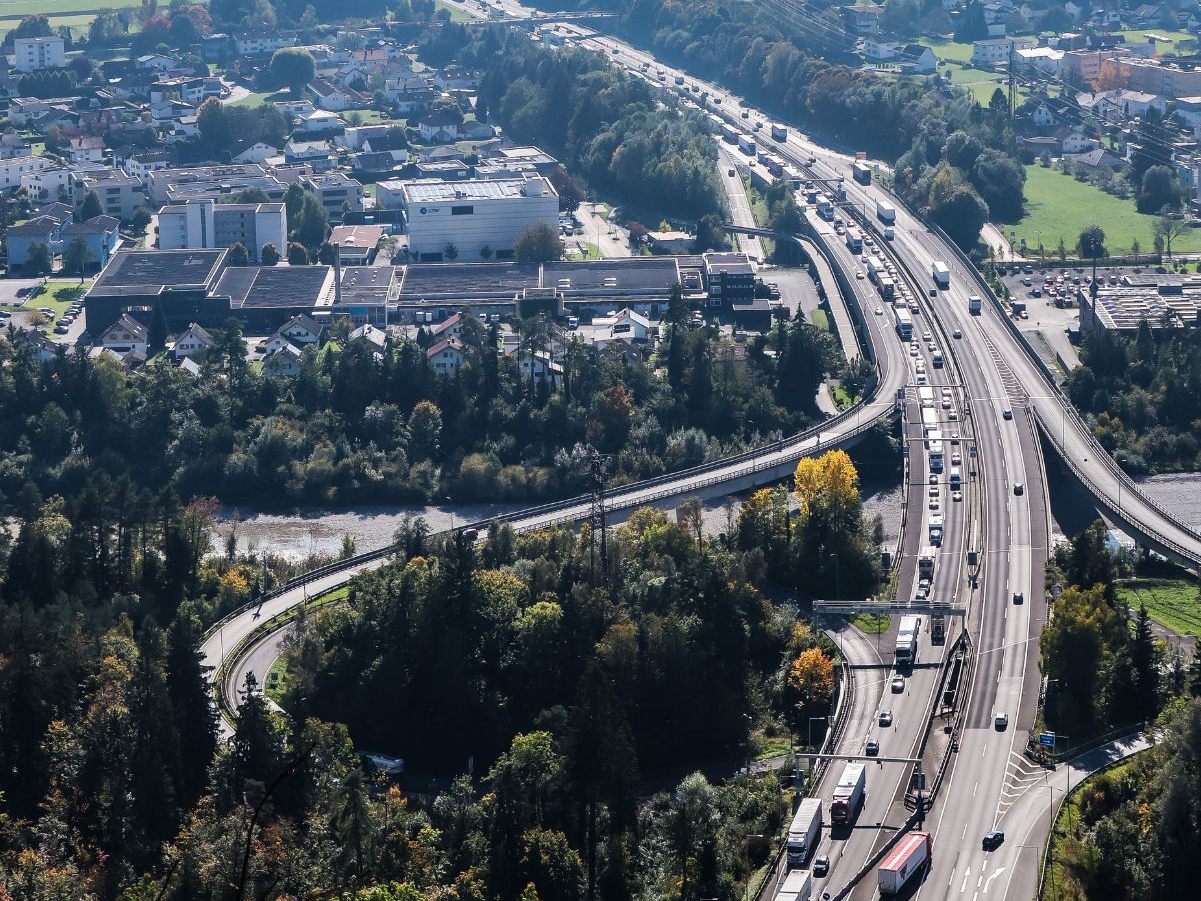 Herbstferien sorgen für mehr Verkehr in Vorarlberg.