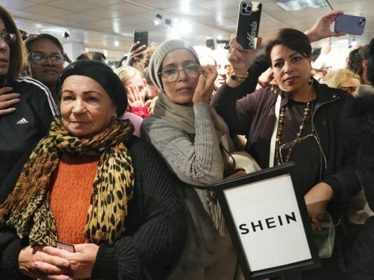 Erste-Shein-Filiale-in-Paris-er-ffnet