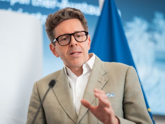 Mahrer musst sich der Kritik aus den Ländern stellen