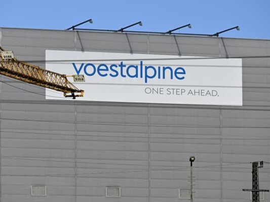 Voest setzt angesichts anhaltender US-Zölle den Sparstift an