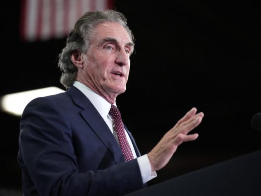 USA wollen laut Burgum dominante Rolle im Energiebereich sichern