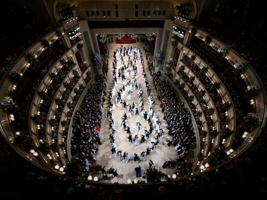 Rekordsaison-bei-Wiener-B-llen-erwartet