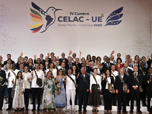 EU-Lateinamerika-Karibik-Gipfel-in-Kolumbien-begonnen