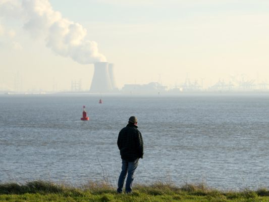 Drohnen-ber-Kernkraftwerk-in-Belgien-gesichtet