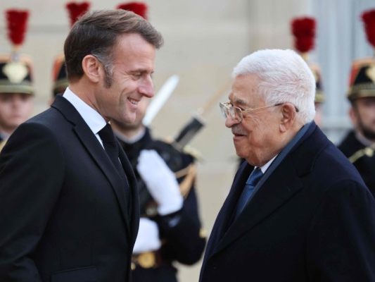 Macron-und-Abbas-planen-Komitee-hin-zu-Pal-stinenserstaat