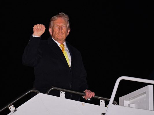 Trump-will-BBC-auf-bis-zu-f-nf-Mrd-Dollar-verklagen