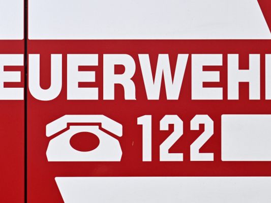 Mann-in-Nieder-sterreich-in-Traktor-eingeklemmt-tot