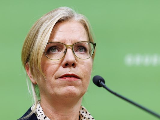 Gewessler-kritisiert-Regierung-f-r-fehlenden-Klimaschutz