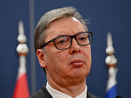 Vu-i-weist-Vorw-rfe-zu-Verbrechen-im-Bosnien-Krieg-zur-ck