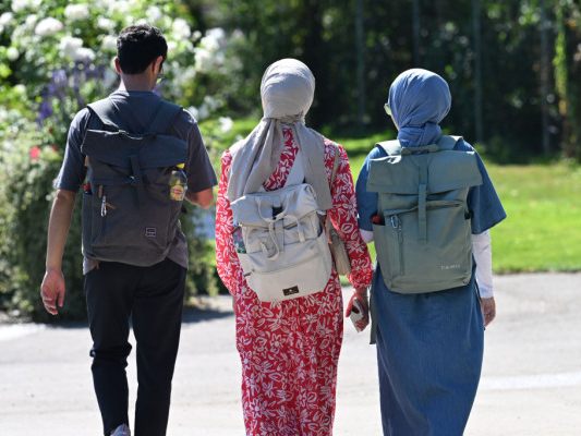 Zahl der Asylanträge geht stark zurück