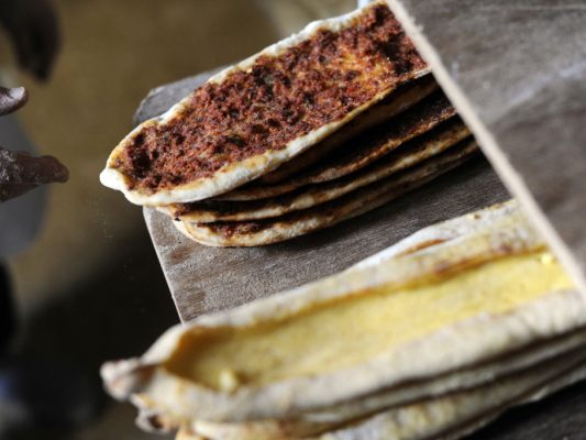 Alle sollen die traditionelle Speise Lahmacun bestellt haben