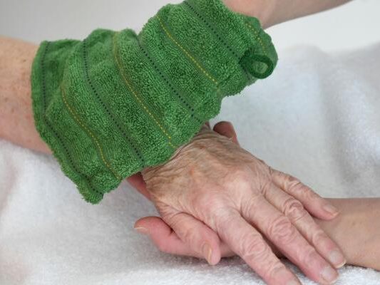 Gewerkschaft-Proteste-in-Sozialwirtschaft-vor-Lohnrunde