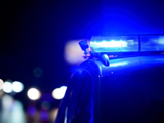 Vater-stach-mit-Messer-auf-Tochter-in-Wien-ein