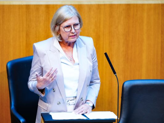 Rechnungshof-Pr-sidentin-f-r-bundesweite-Spitalsplanung