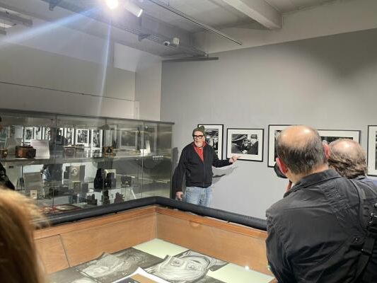 -quot-a-closer-look-quot-us-fotograf-bruce-gilden-im-westlicht