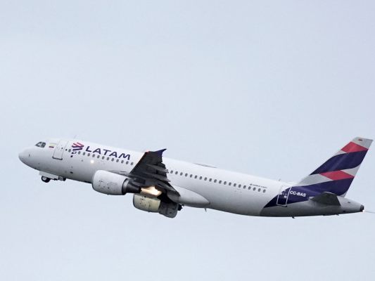 Trump-erkl-rt-Luftraum-ber-Venezuela-als-geschlossen