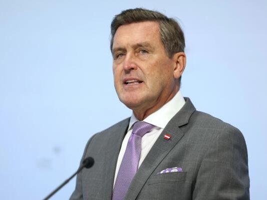 Hanke-will-Stellungnahmen-zur-StVO-Novelle-sorgf-ltig-pr-fen