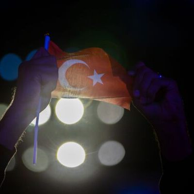 Acht Haftbefehle und weitere Ermittlungen