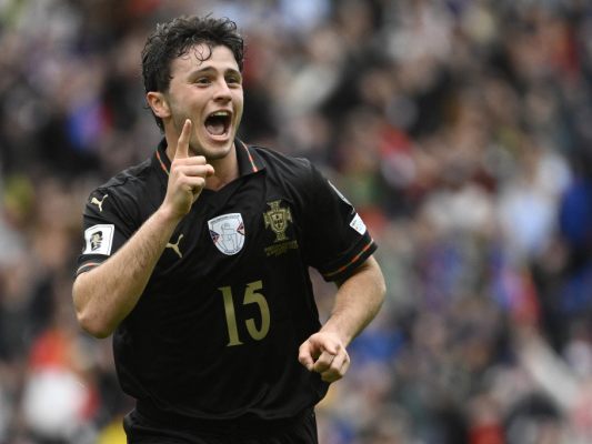 Portugal-f-hrt-nach-9-1-Kantersieg-ber-Armenien-zur-WM