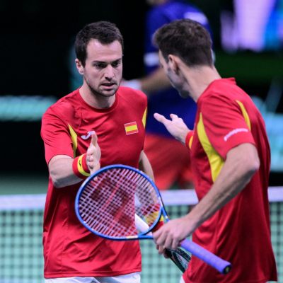 Spanier zogen ins Davis-Cup-Semifinale ein