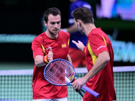 Spanien-nach-2-1-gegen-Tschechien-im-Davis-Cup-Semifinale
