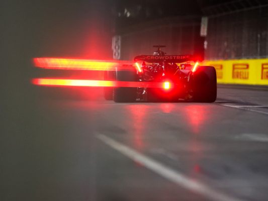 McLaren-verpatzt-letztes-Training-in-Vegas-Russell-vorne