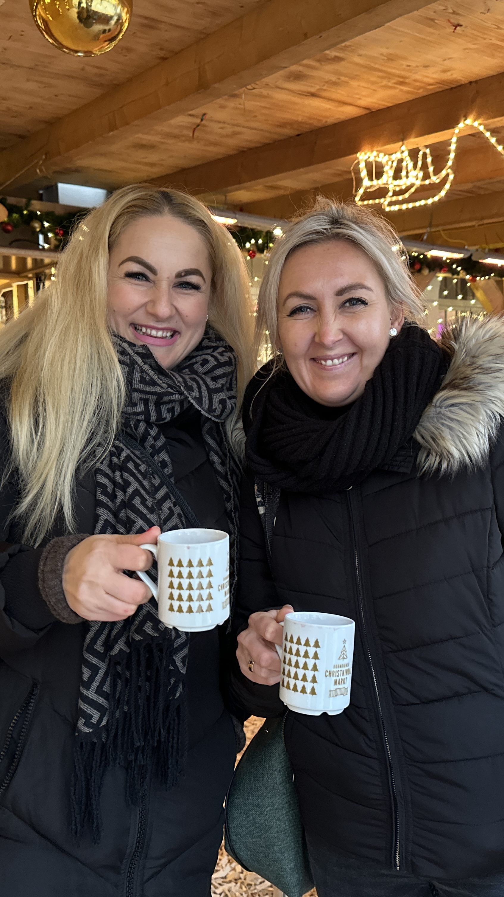 Adventstimmung in Dornbirn – Glühwein, Schnee und begeisterte Besucher