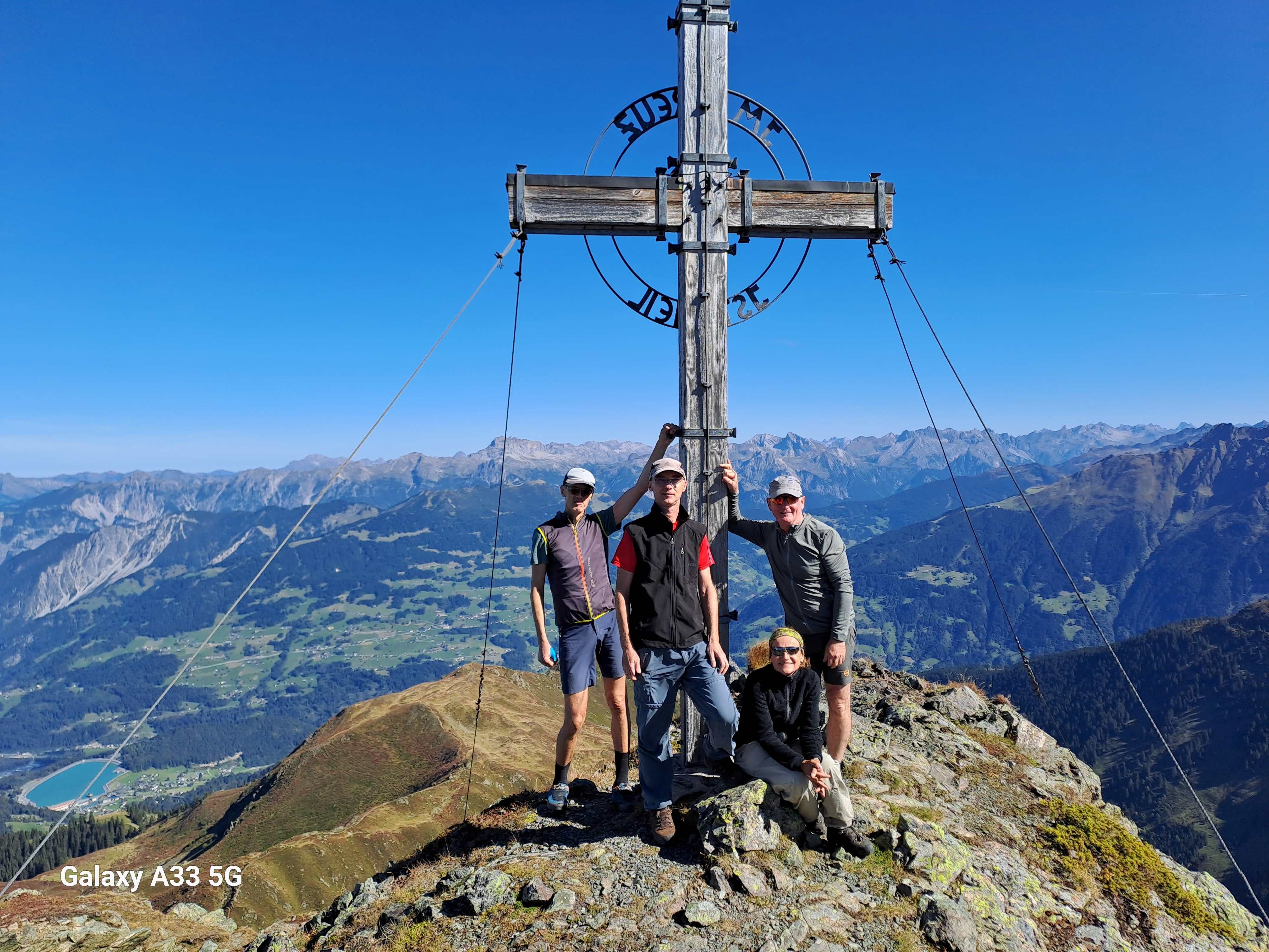 Herbsttour-Tilisuna-Schwarzhorn-2460m