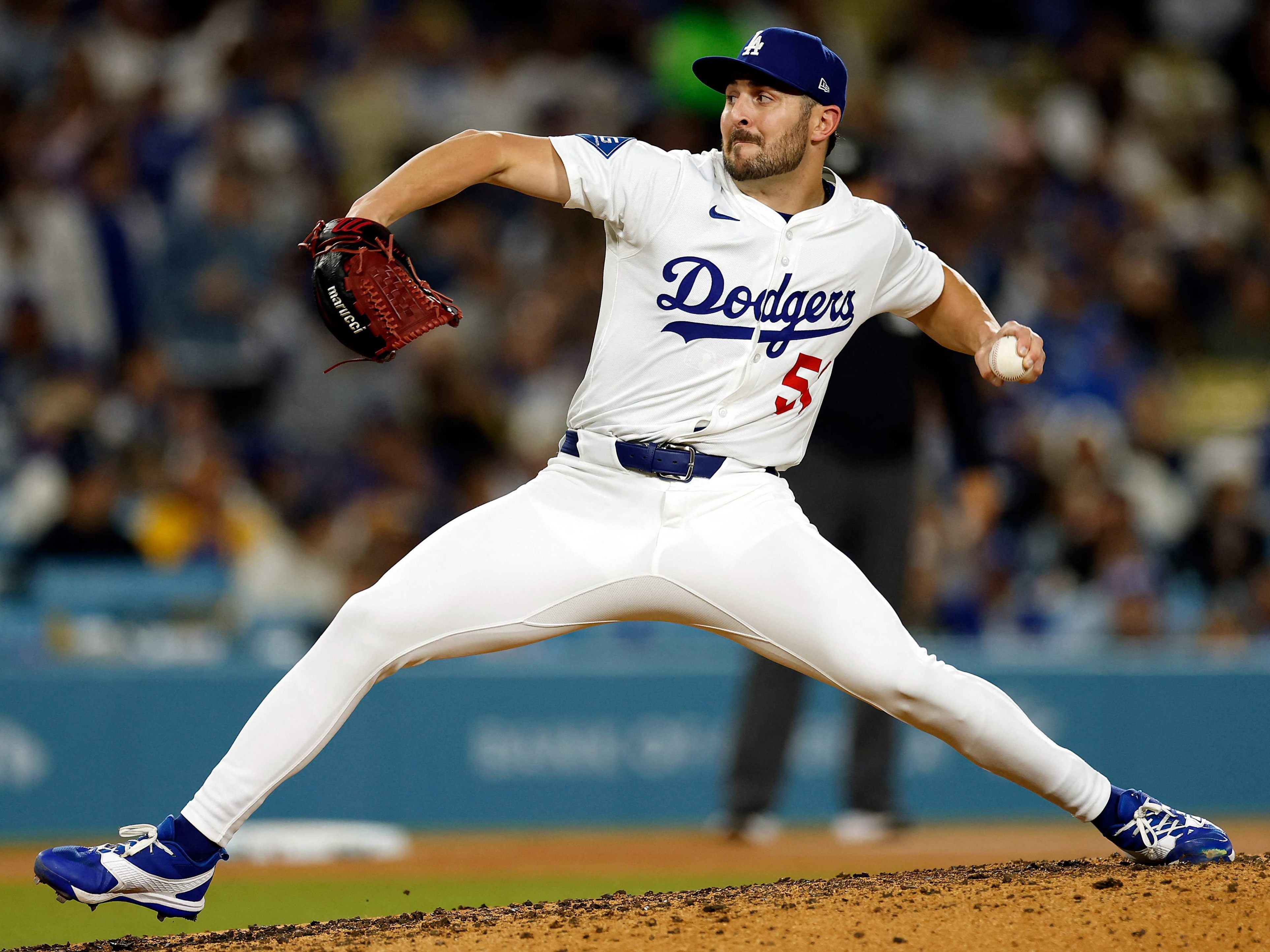Trag-die-um-Baseball-Star-Tochter-tot-geboren