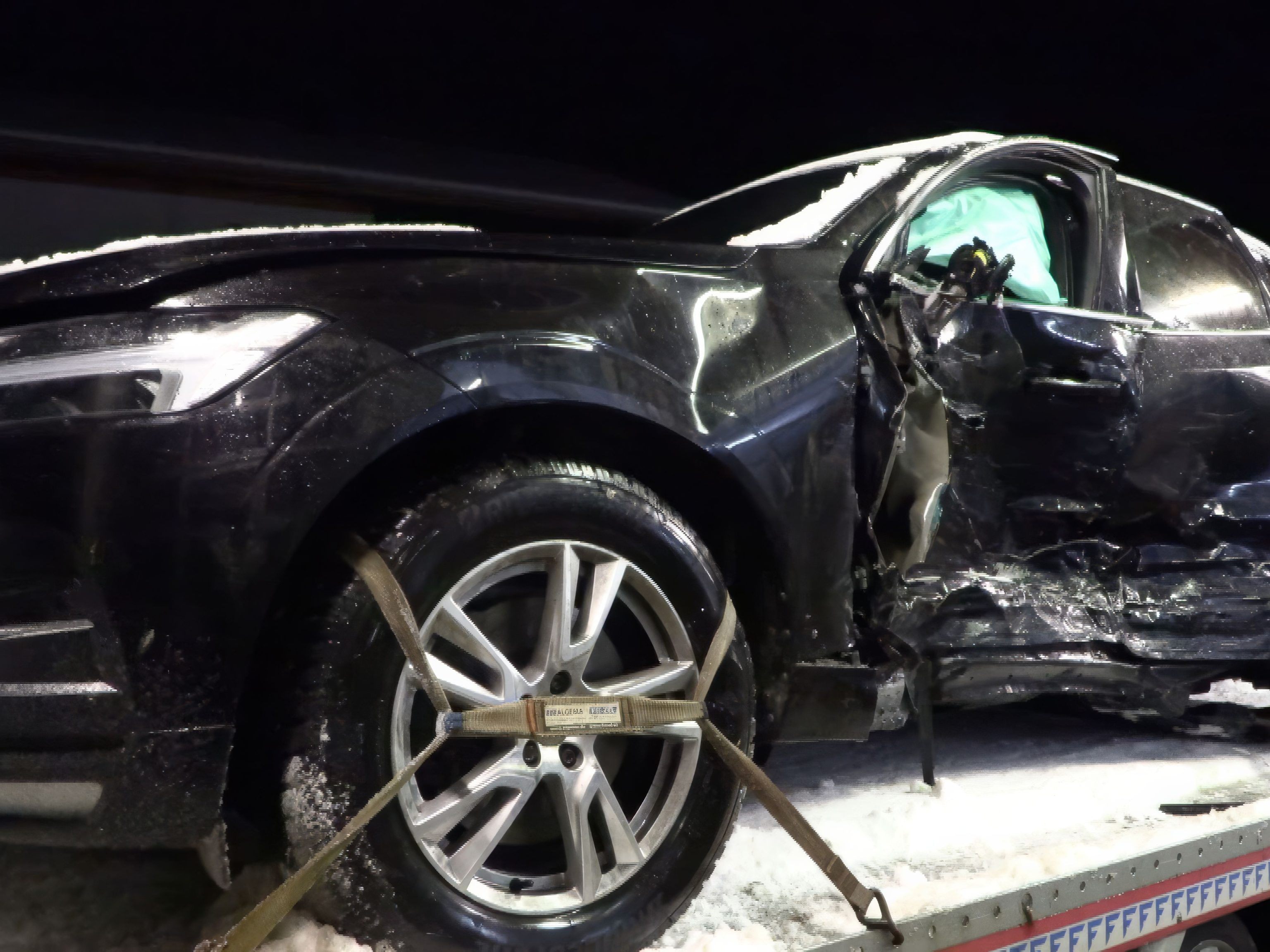 Bei einem Unfall auf der L200 wurden zwei Frauen verletzt.