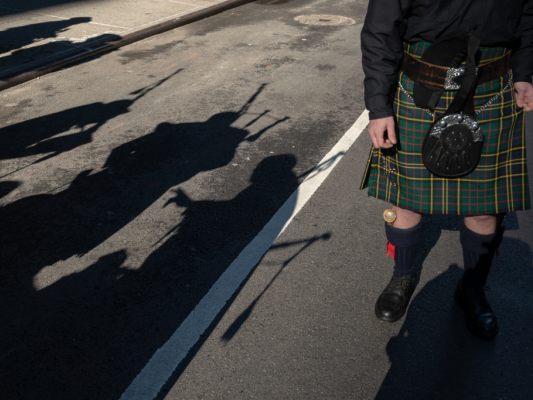 374-dudelsack-spieler-schaffen-in-melbourne-neuen-weltrekord