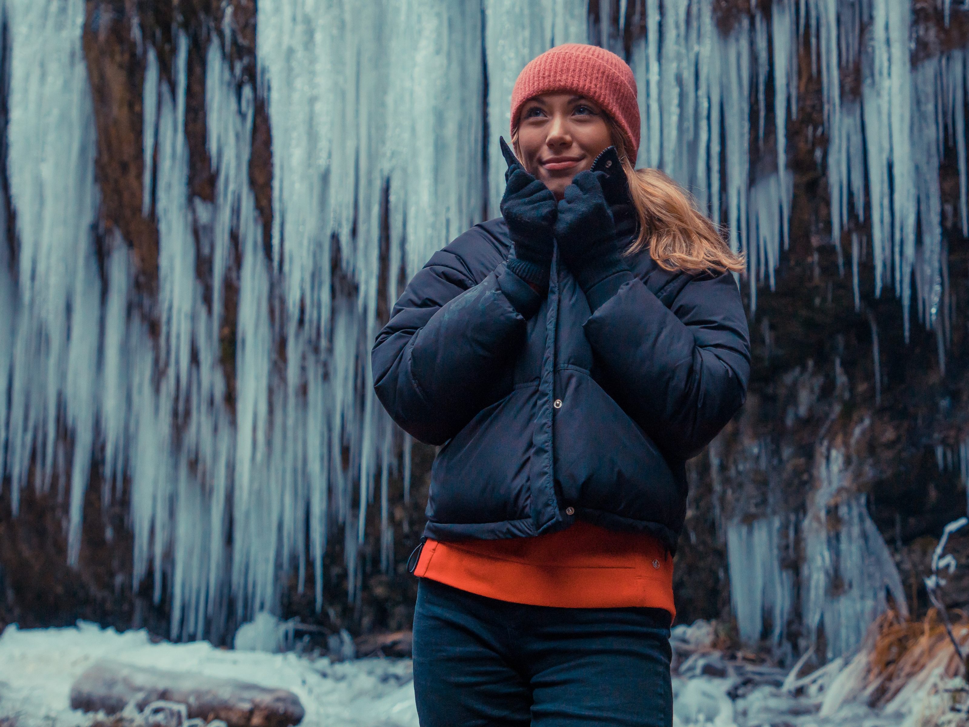 Winter-erwischt-uns-eiskalt-Minus-10-Grad-dann-Schneefall