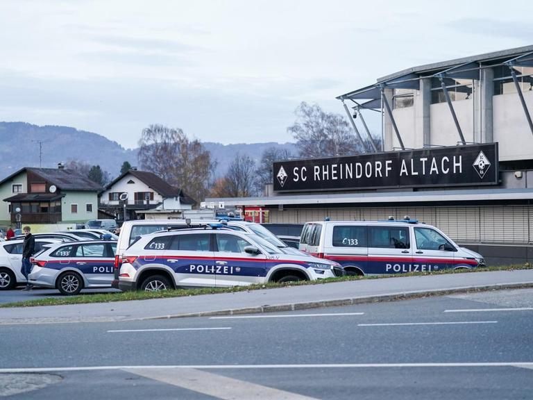 Polizei-u-ert-sich-nach-Fan-Eskalation-in-Altach-quot-Mit-derartigen-Ausschreitungen-konnte-nicht-gerechnet-werden-quot-