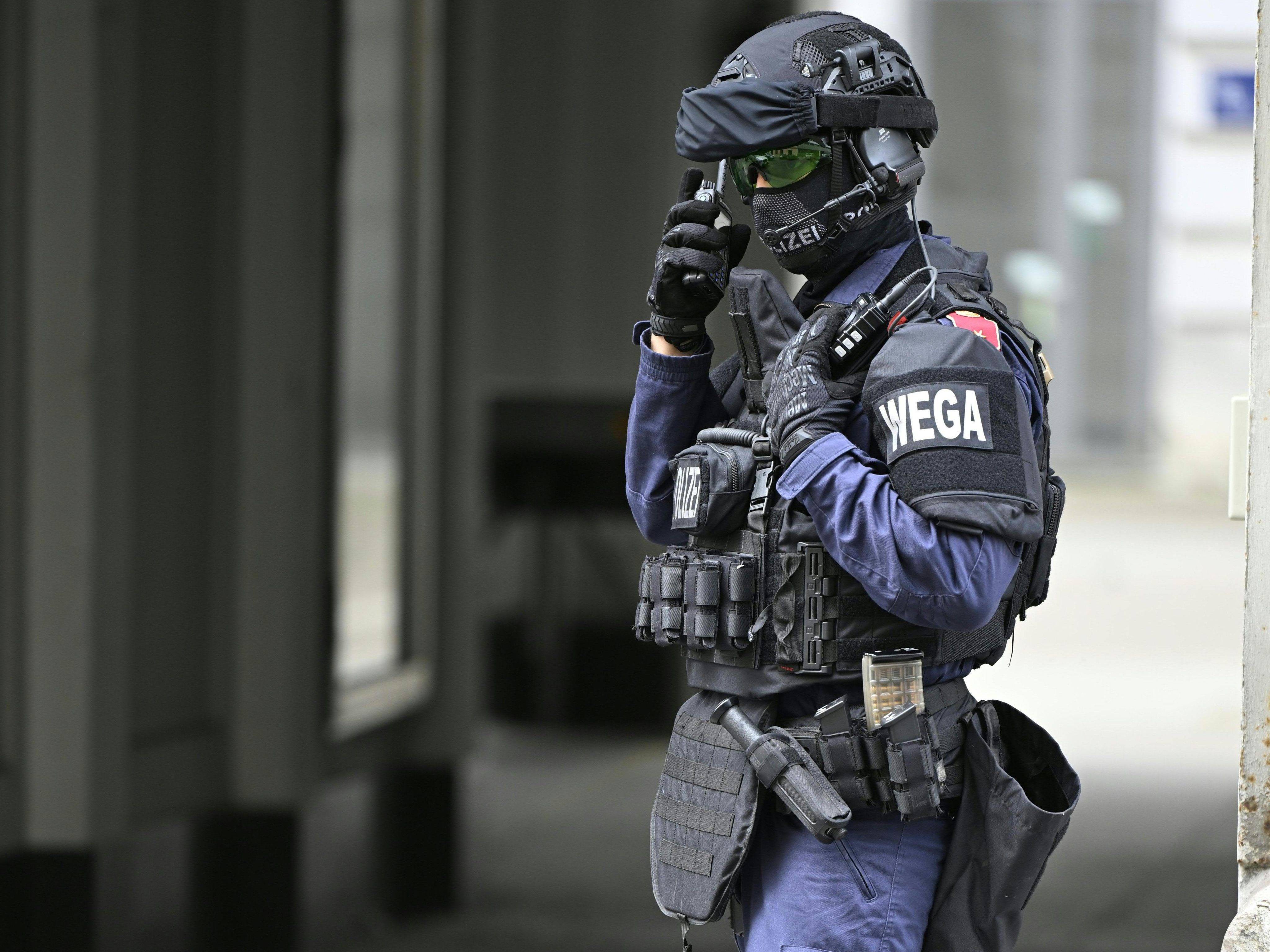 WEGA-Einsatz-in-Wien-Floridsdorf-36-J-hriger-nach-Raub-festgenommen