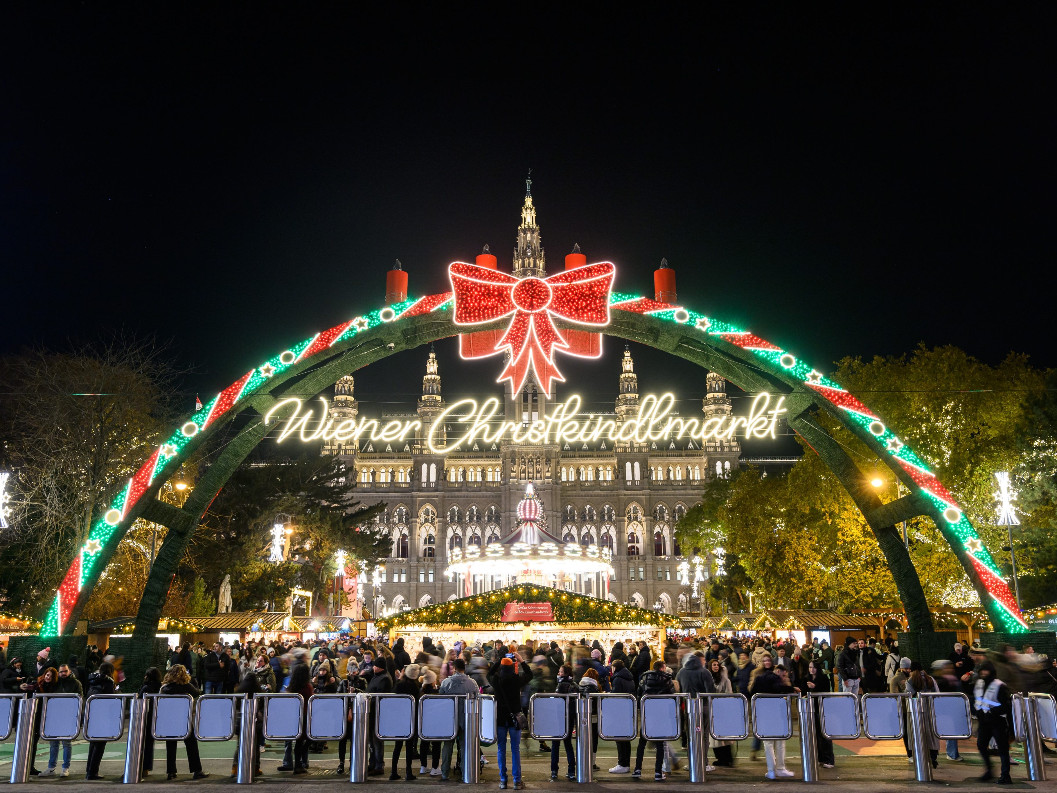 Wien punktet vor allem mit seinen Christkindlmärkten.