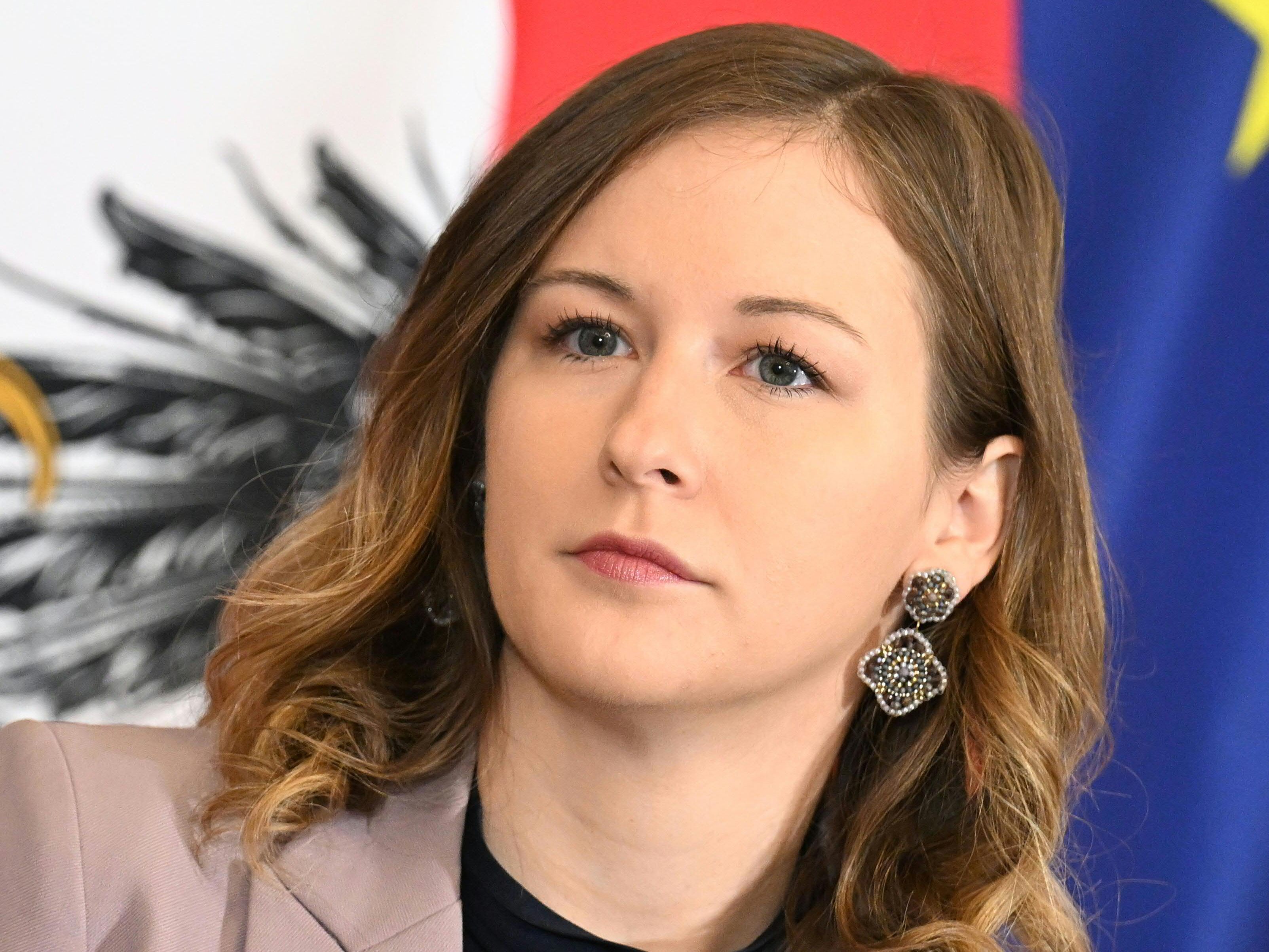 Europaministerin Claudia Plakolm (ÖVP) fordert mehr Bürokratieabbau.