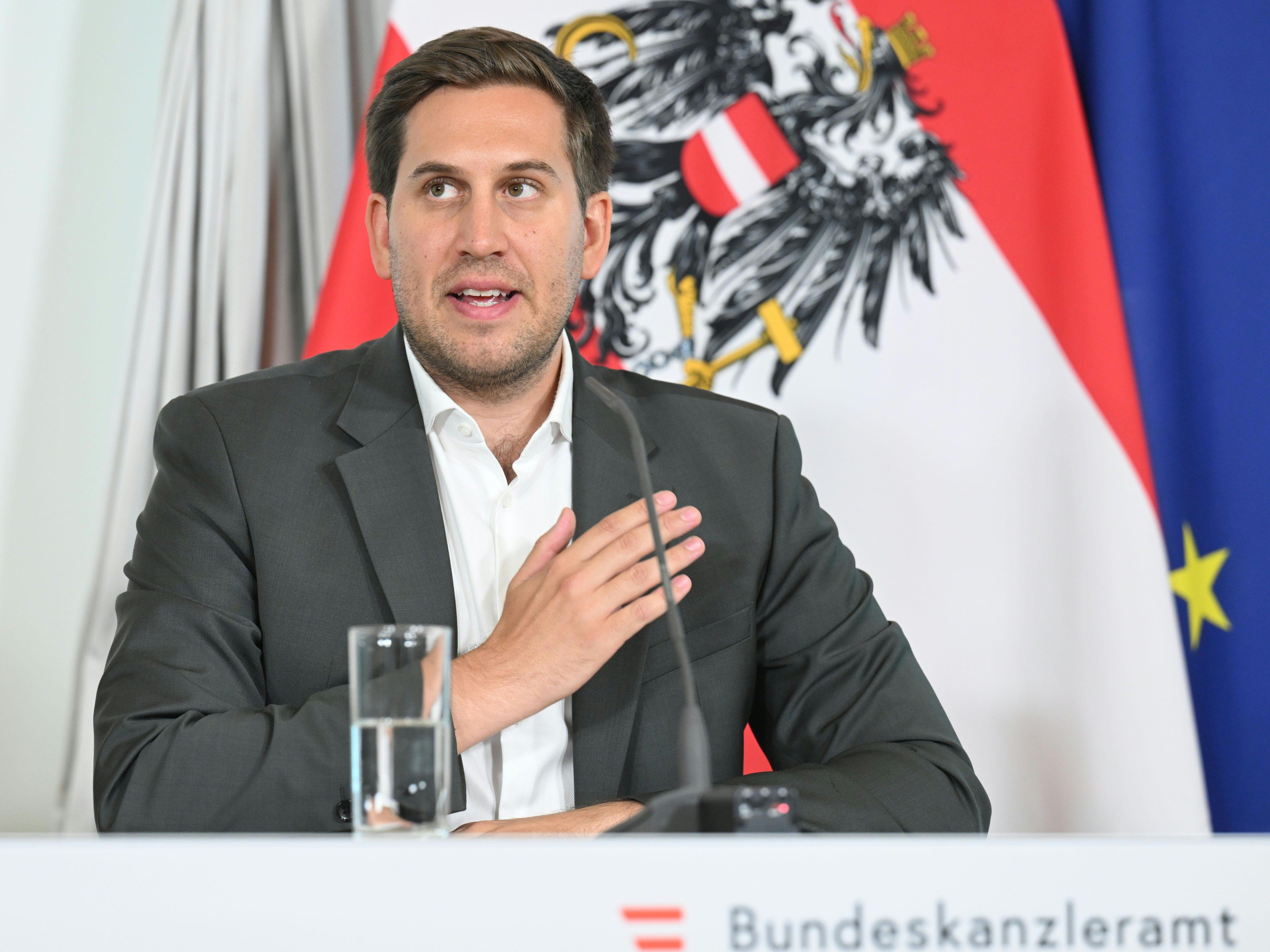 Live-ab-11-00-Uhr-Pressefoyer-nach-dem-Ministerrat