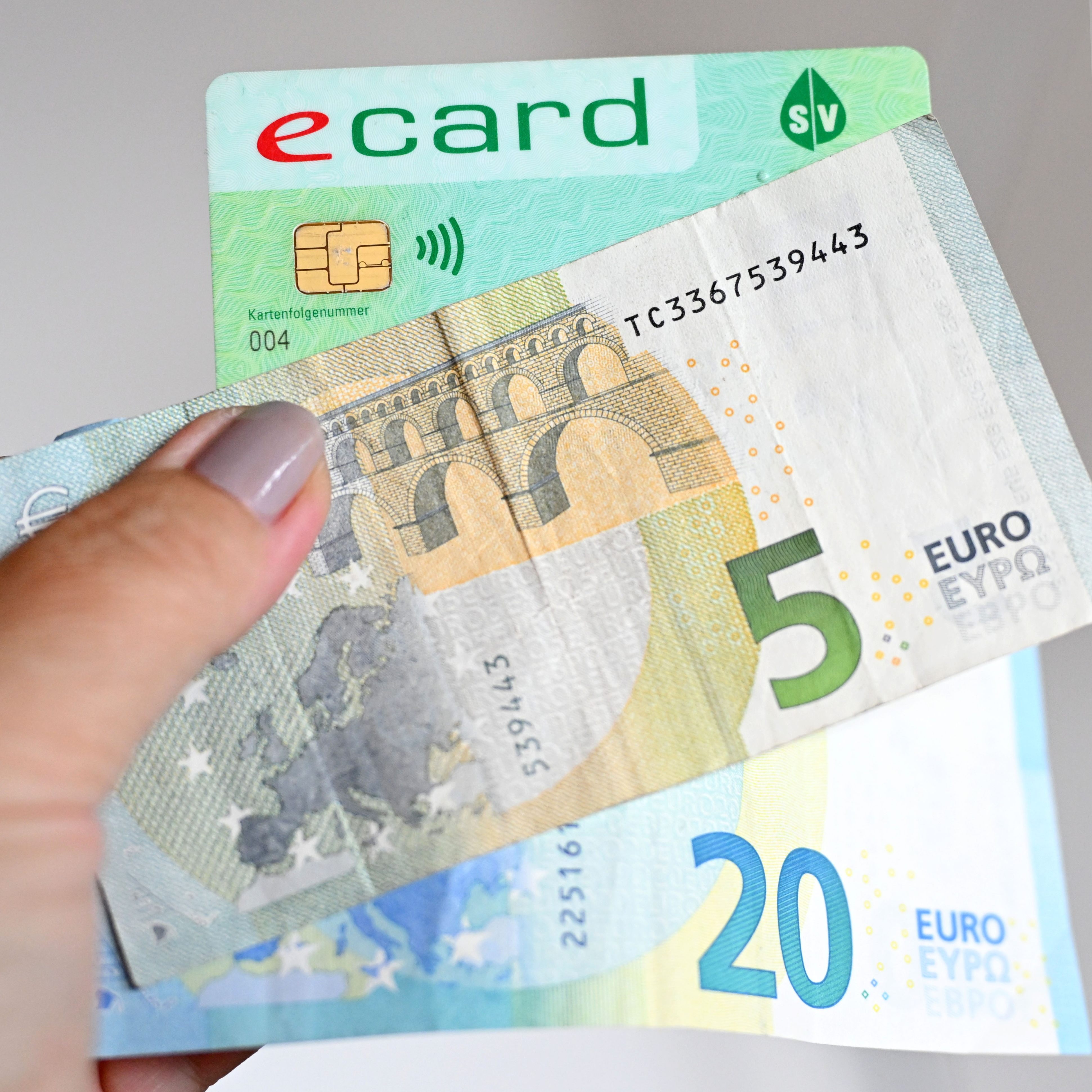 Neuer Kostenhammer im Gesundheitssystem: Wer jetzt 25 Euro zahlt.